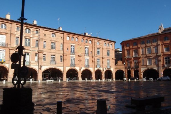 j1montauban place nationale